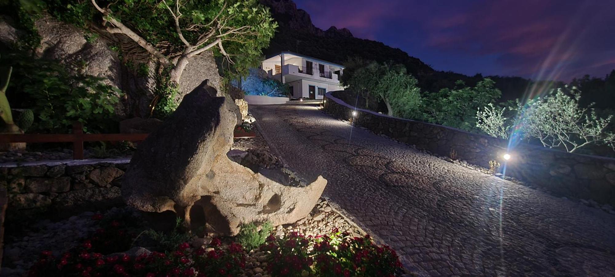 B&B Tiscali Dorgali Exteriör bild