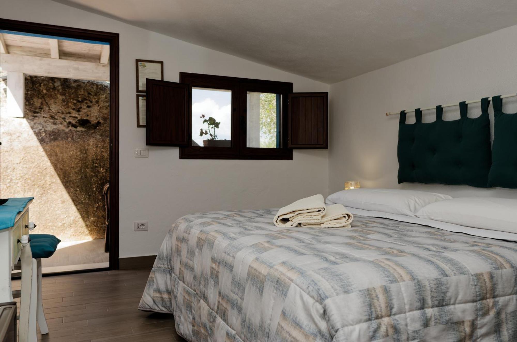 B&B Tiscali Dorgali Exteriör bild